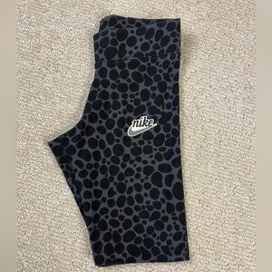 Nike Women Black and Gray Spotted Biker Shorts